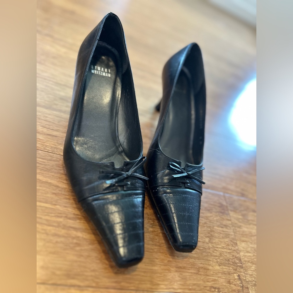 Stuart Weitzman Knife Toe Kitten Heels